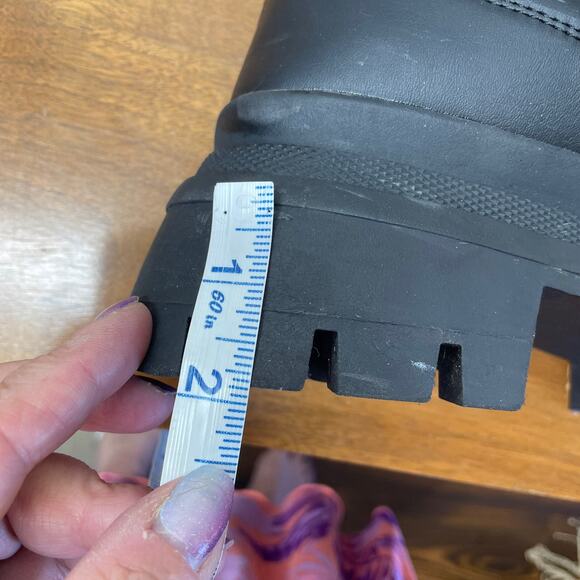 ASOS Design Men’s Chunky Sole Lace Up Boot in Monogram Print Size 9 Wide - Picture 11 of 14